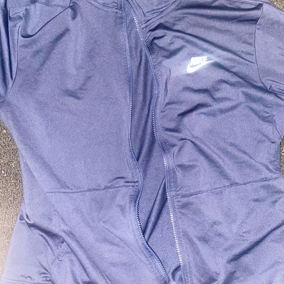 New Nike dark blue sports jacket - Picture 2 of 4